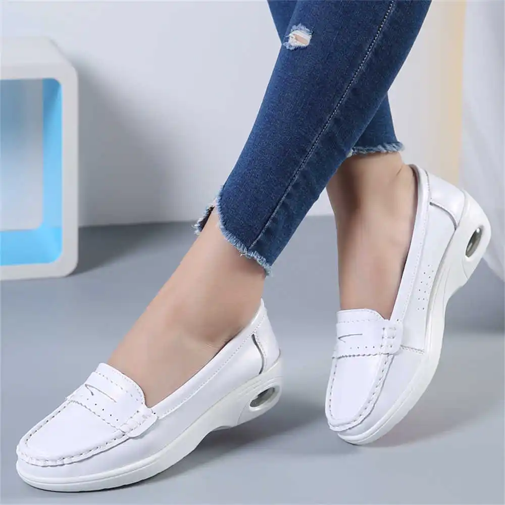 Thick Sole Slipon White Traine - Streetwear Brand Canada avaliação e preço