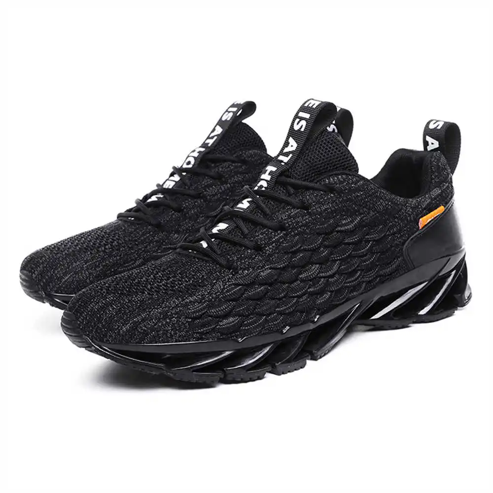 size 44 size 39 walking shoes  - Streetwear Brand Canada avaliação e preço